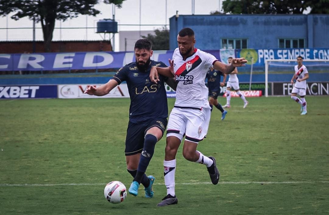 Aparecidense e Atlético se enfrentaram pelo Campeonato Goiano