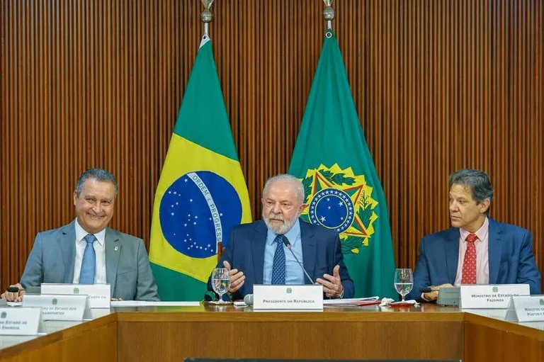 Governo federal vai anunciar em abril novo plano nacional de investimentos em infraestrutura