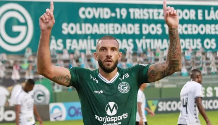 Atacante Fernandão ex-Goiás é anunciado por clube da Série B do Brasileirão