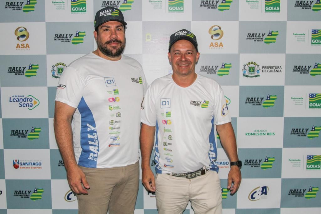 Luciano e André Moura durante o almoço de lançamento do Rally Internacional de Goiás (Foto divulgação)