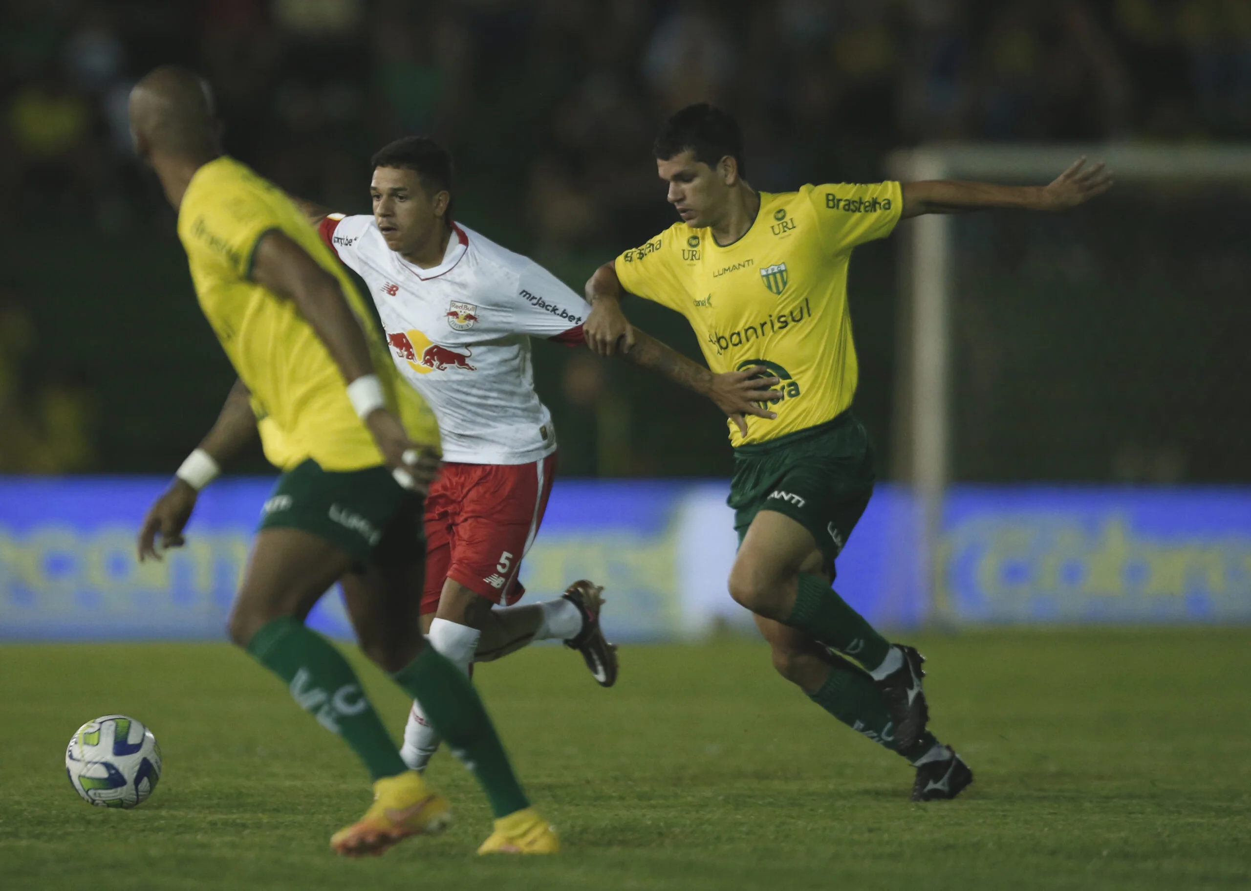 Ypiranga elimina o Red Bull Bragantino na Copa do Brasil