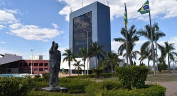 Prefeitura de Goiânia lança edital para contratação de empresa para coleta de lixo