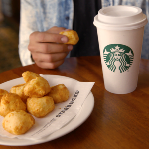 Starbucks chega para complementar o mix de marcas do Buriti Shopping, em Aparecida de Goiânia (Foto divulgação).