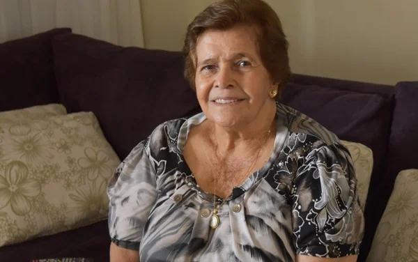 Dona Carmem, mãe do cantor Leonardo, é velada em Goiânia