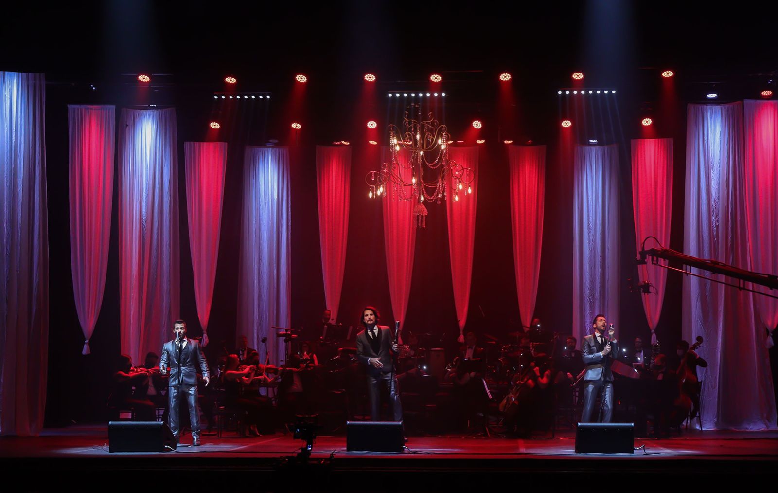 Amazing Tenors se apresentam em Goiânia com orquestra ao vivo e sucessos de Andrea Bocelli