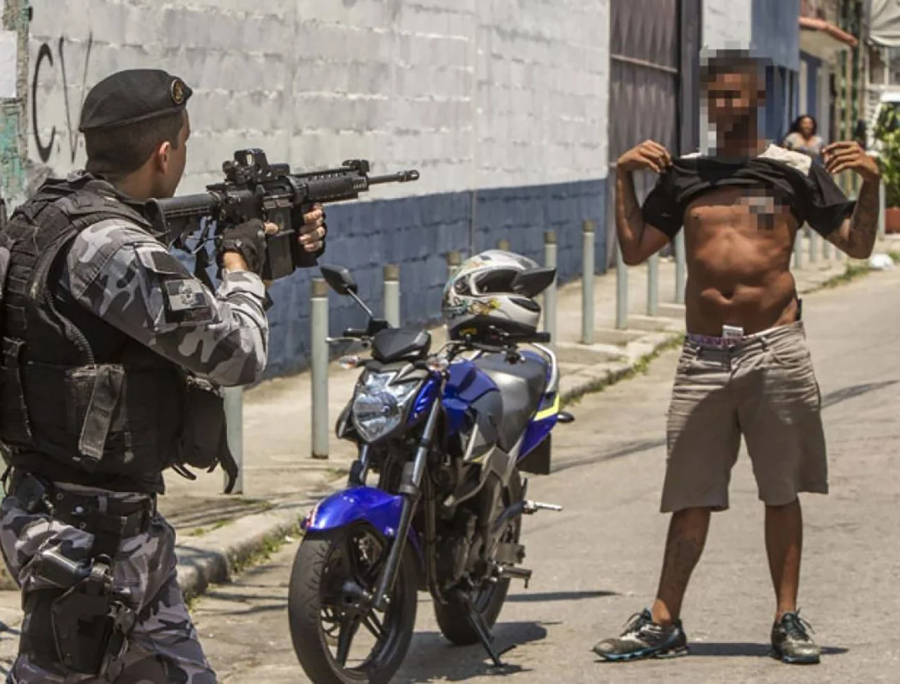 Mais da metade das mortes cometidas por policiais não são investigadas e maioria das vítimas são negras