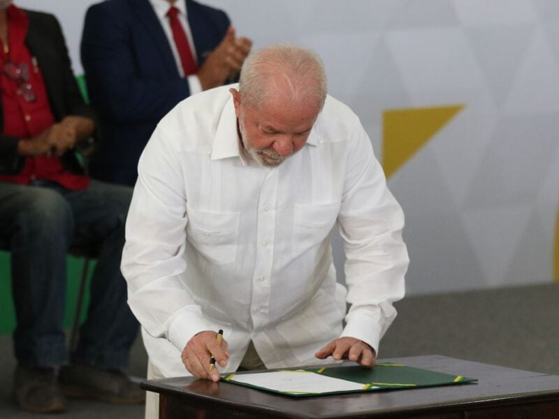 Lula sanciona aumento aos serviddores federais. Foto: José Cruz/Agência Brasil