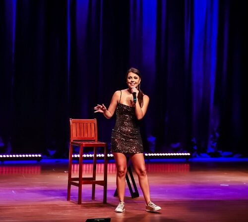 Bruna Louise traz stand-up para Goiânia e Anápolis (Foto divulgação).