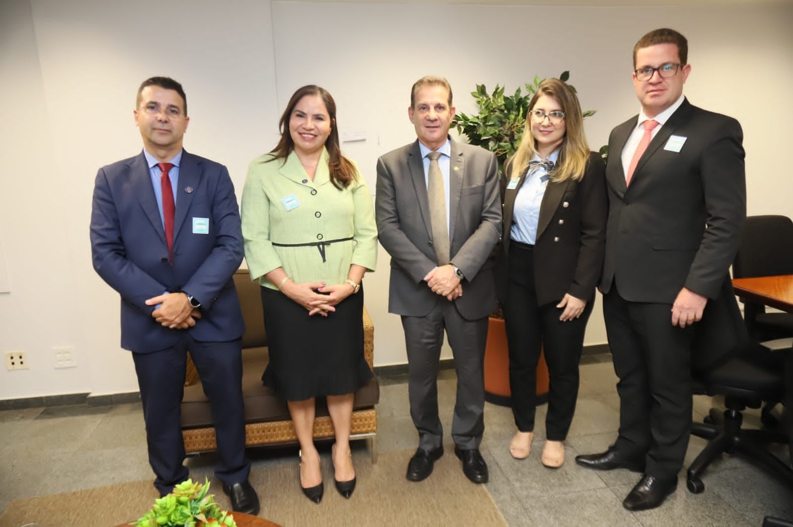 OAB-GO consegue apoio de todos os senadores goianos em torno da PL do honorário administrativo