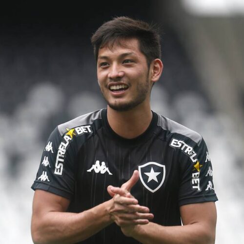 Luís Oyama ex-Botafogo vai reforçar o Goiás