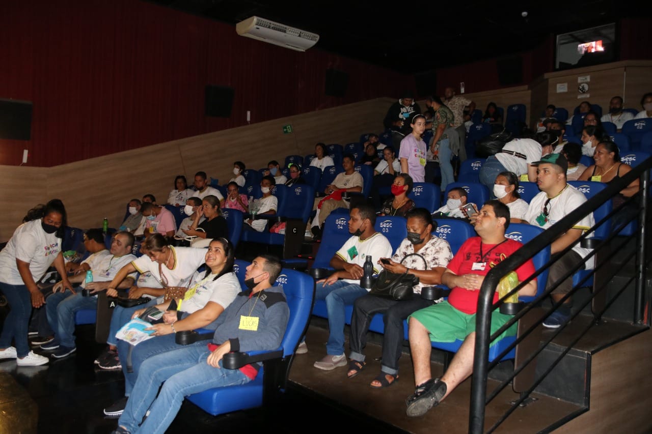 Sala Sesc de Cinema recebe crianças e jovens em situação de vulnerabilidade social