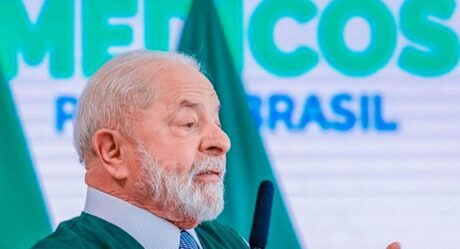 Em recado ao Centrão, Lula volta a reforçar que não tira ministra da Saúde e de outras pastas; veja quais