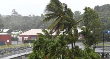 Em passagem pelo Sul do Brasil, ciclone deixa um morto e mais de 250 mil sem energia