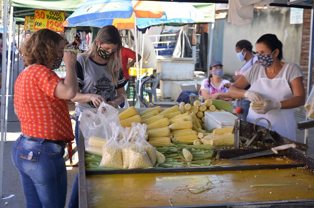 feirantes de Aparecida. Foto: Claudivino Antunes