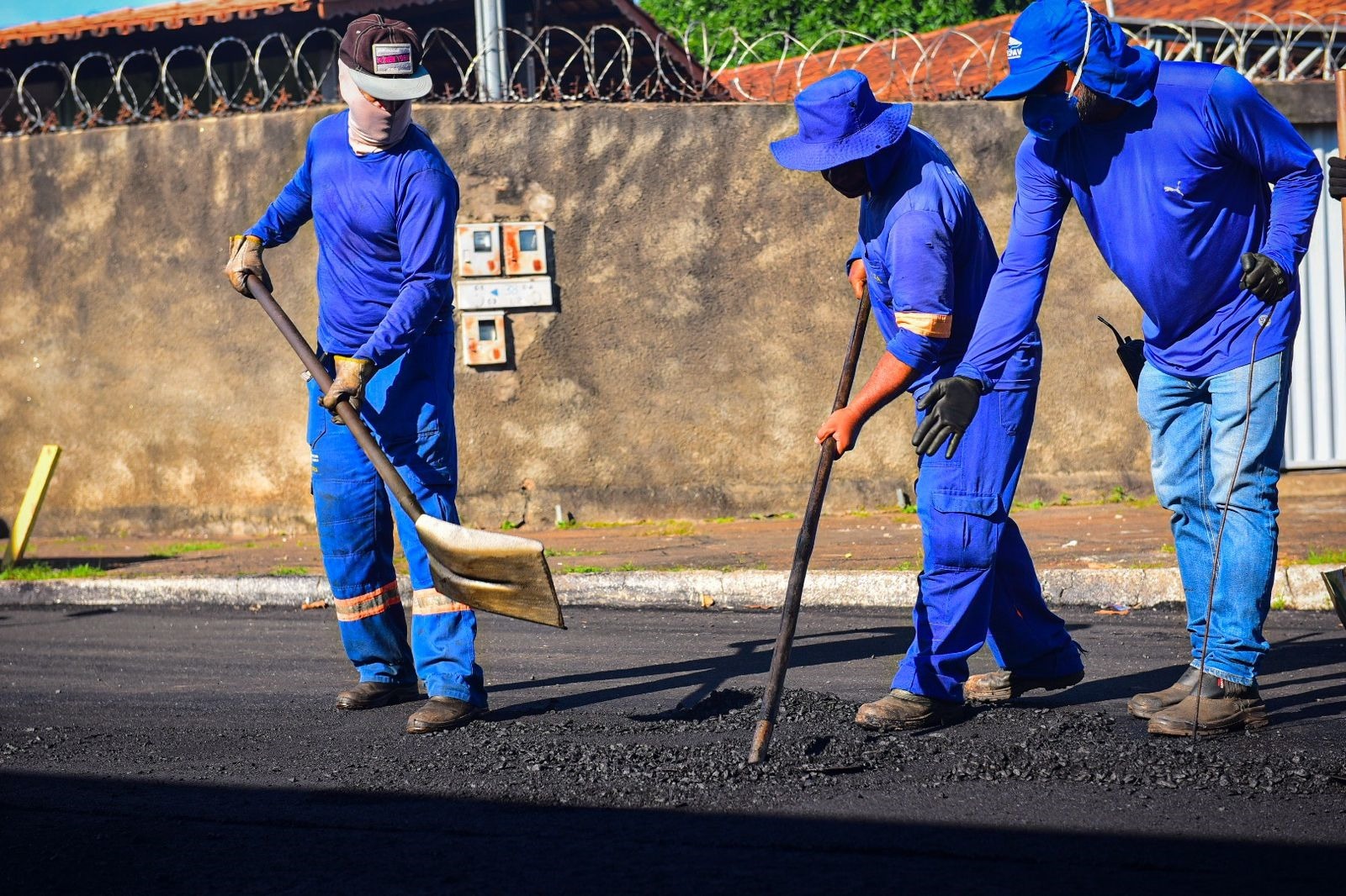 tapa-buracos Goiânia. Foto: Seinfra