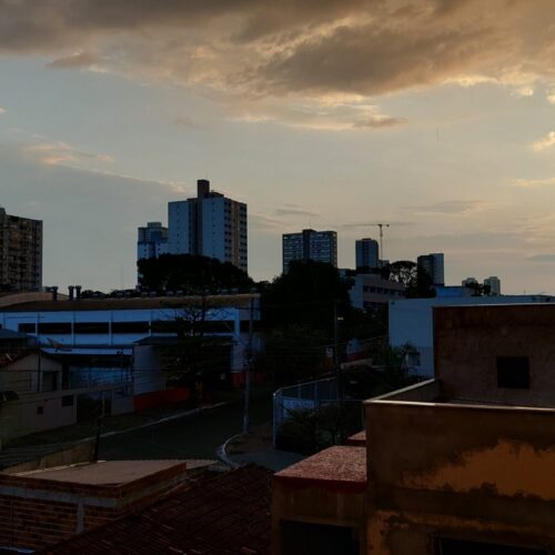 Chuva em Goiânia Goiás calor domingo