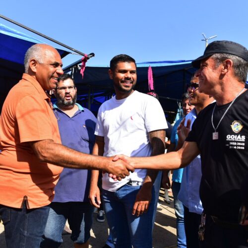 Prefeito de Goiânia Rogério Cruz Feira Hippie Goiás