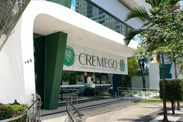 Cremego abre processo de interdição de maternidades públicas de Goiânia