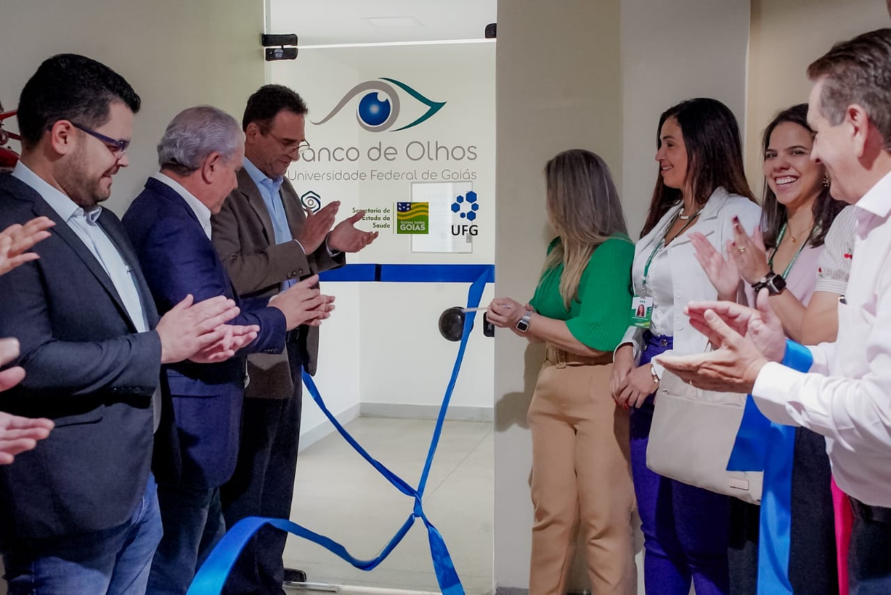 Banco de Olhos de Goiás firma parceria com o Cerof para zerar fila de transplante de córneas. Foto: Iron Braz