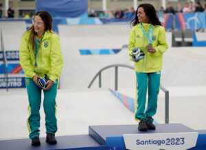 Rayssa Leal e Pâmela Oliveira conquistam ouro e prata no skate nos Jogos do Pan. Foto: Alexandre Loureiro/COB/ rede X