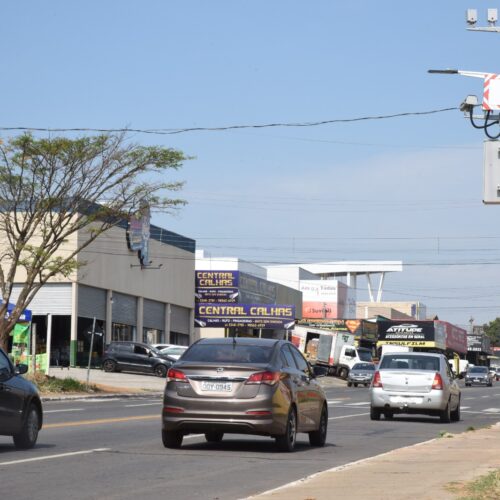 Prefeitura implanta redutores de velocidade para melhorar a segurança no trânsito em Aparecida. Foto: Jhonney Macena