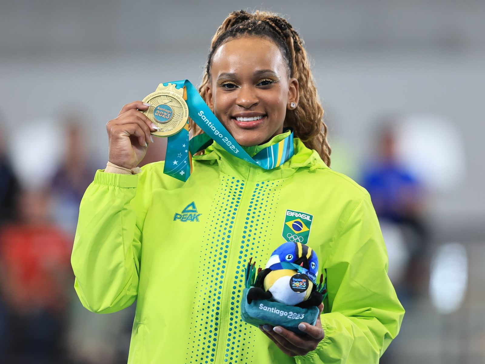 Rebeca Andrade é campeã pan-americana da prova de salto sobre a mesa