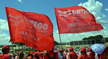 Há um mês em greve, administrativos da educação de Goiânia não chegam a acordo com Prefeitura