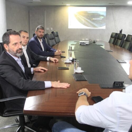 Daniel Vilela se reúne com diretores da EcoRodovias para pedir investimentos em rodovias federais que cortam Goiás. Foto: Jota Eurípedes