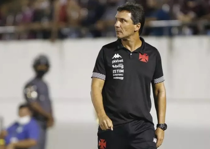 Presente de Natal: Técnico ex-Vasco, Flamengo e Cruzeiro vai comandar o Goiás em 2024