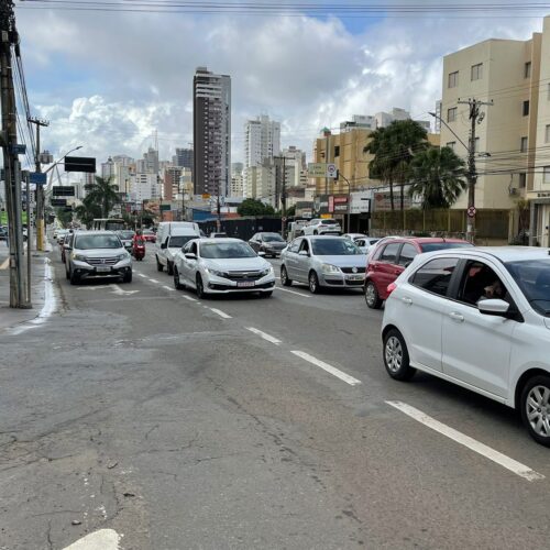 Recapeamento da Avenida 85 será feito à noite “para evitar congestionamento”, diz Rogério