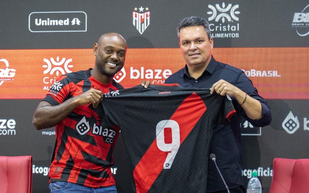 Vagner Love elogia estrutura do Atlético-GO e destaca preparo físico: “Prometo jogar 70, 80 minutos em alto nível”