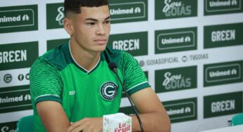 Anthony revela trajetória na base até ser titular no Goianão e inspiração em zagueiro ex-Goiás: “Grande ídolo”