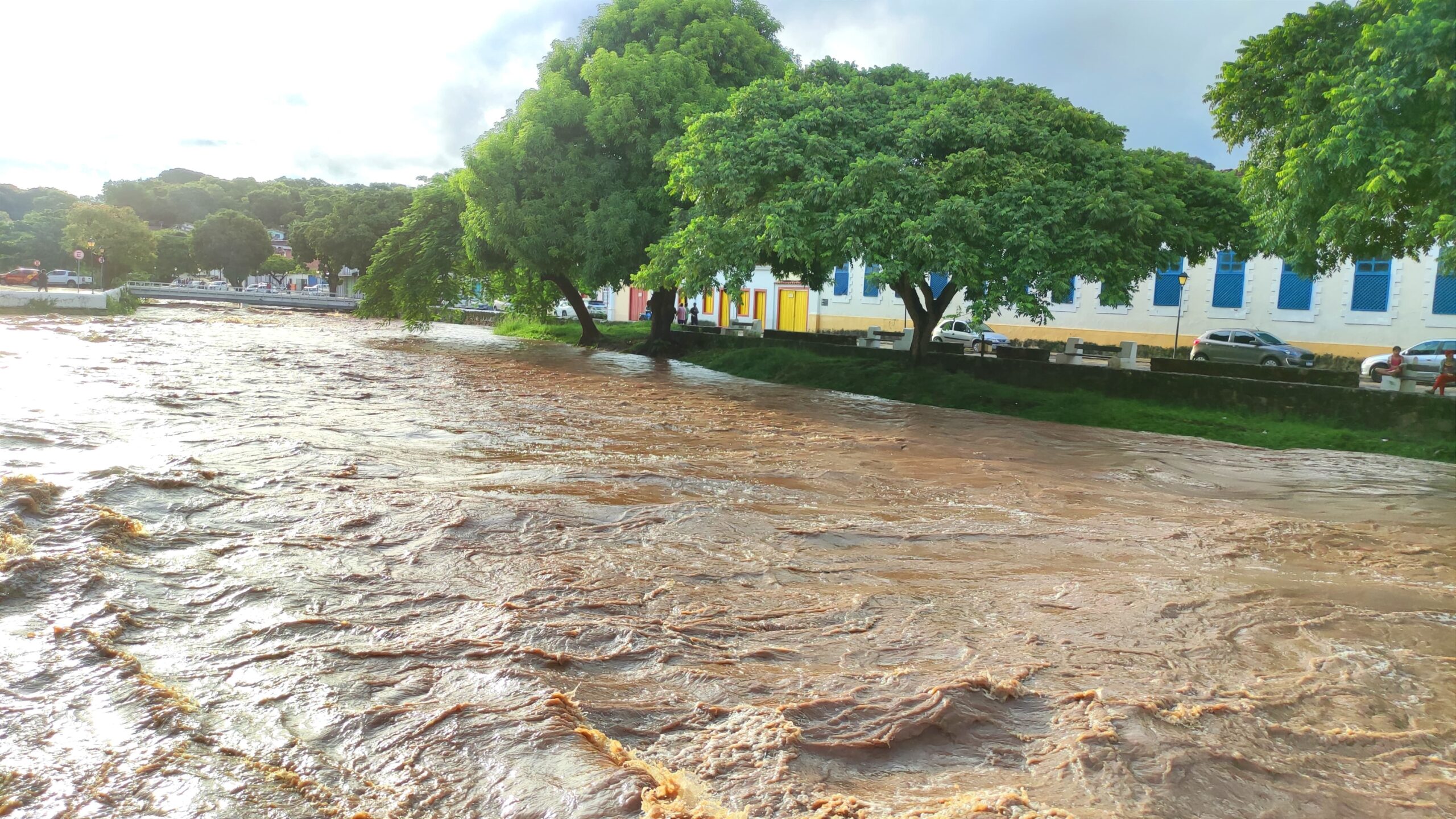 Rio goiás cheio Mariana Jácomo