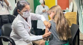 Vacinação contra a dengue tem início para crianças de 10 e 11 anos em Goiânia