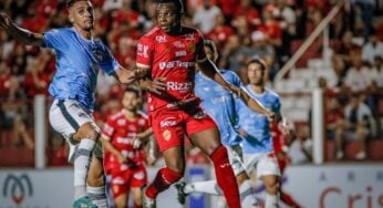 Com gol nos acréscimos, Vila Nova vence clássico diante do Goiânia no Campeonato Goiano