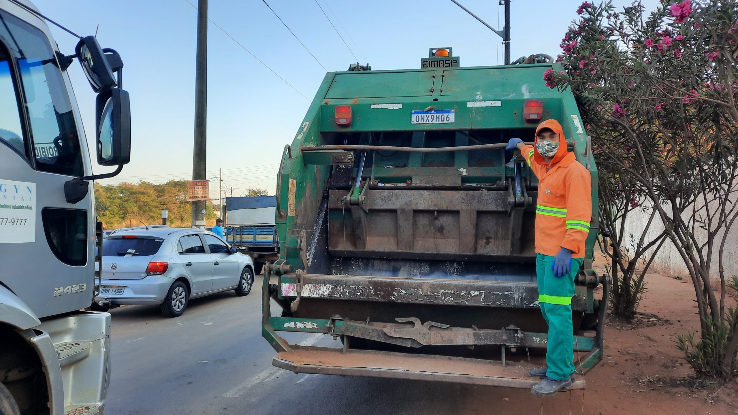 coleta de lixo em Goiânia comurg esgotamento sanitário IBGE