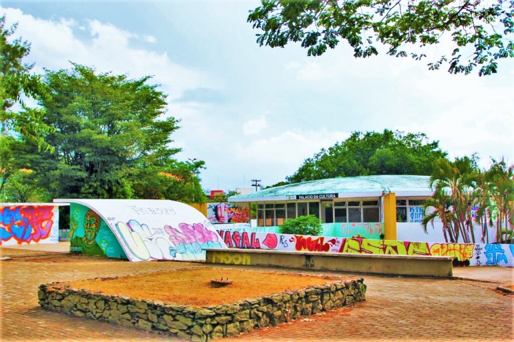 Praça Universitária circuito hip hop goiás goiânia