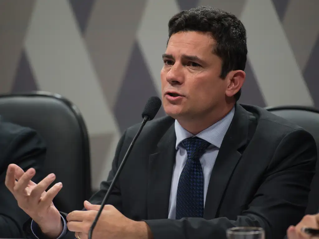 Desembargador vota pela cassação de Sergio Moro em 4ª sessão e prolonga julgamento