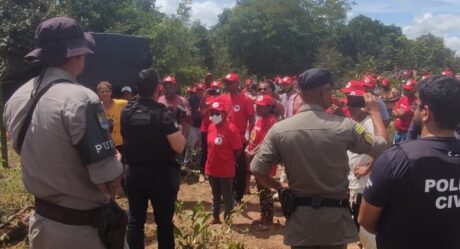 “Não vai ter invasão”, garante Caiado ao acionar forças de segurança para conter MST em Goiás