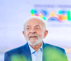 Presidente da República, Luiz Inácio Lula da Silva, durante a cerimônia de anúncio de início das obras de dragagem do Canal de São Lourenço, no Porto de Niterói. Niterói - RJ.