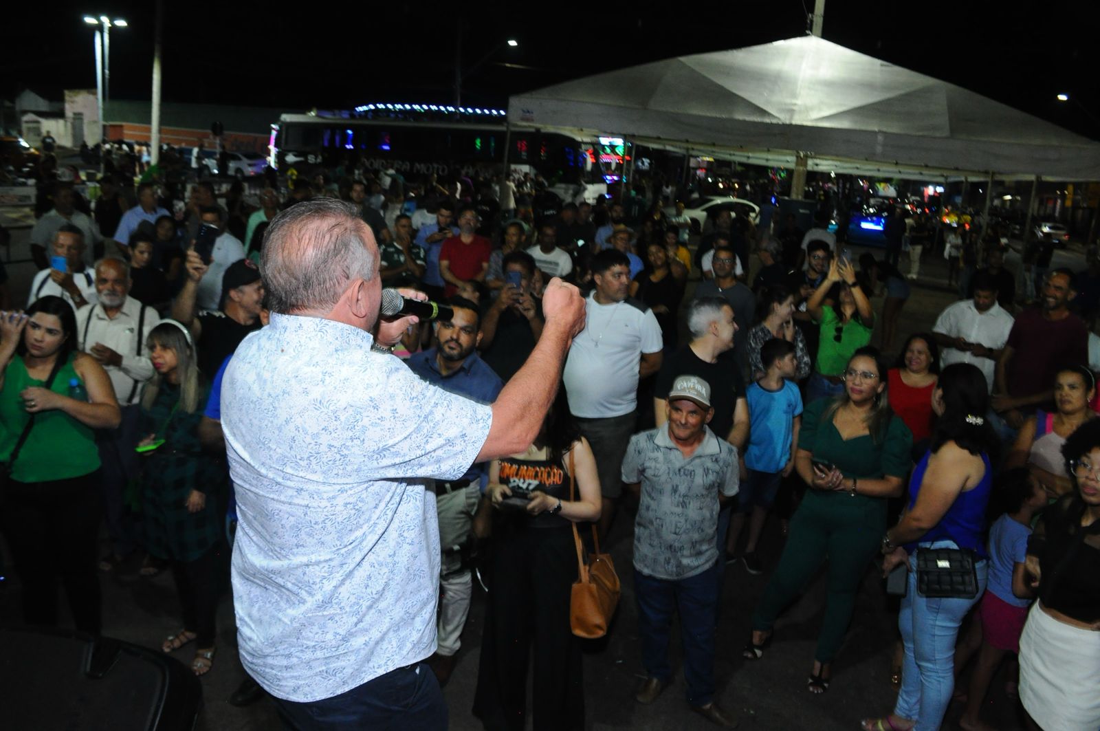 Vilmar Mariano lança obras de complexo viário que interliga cinco bairros em Aparecida