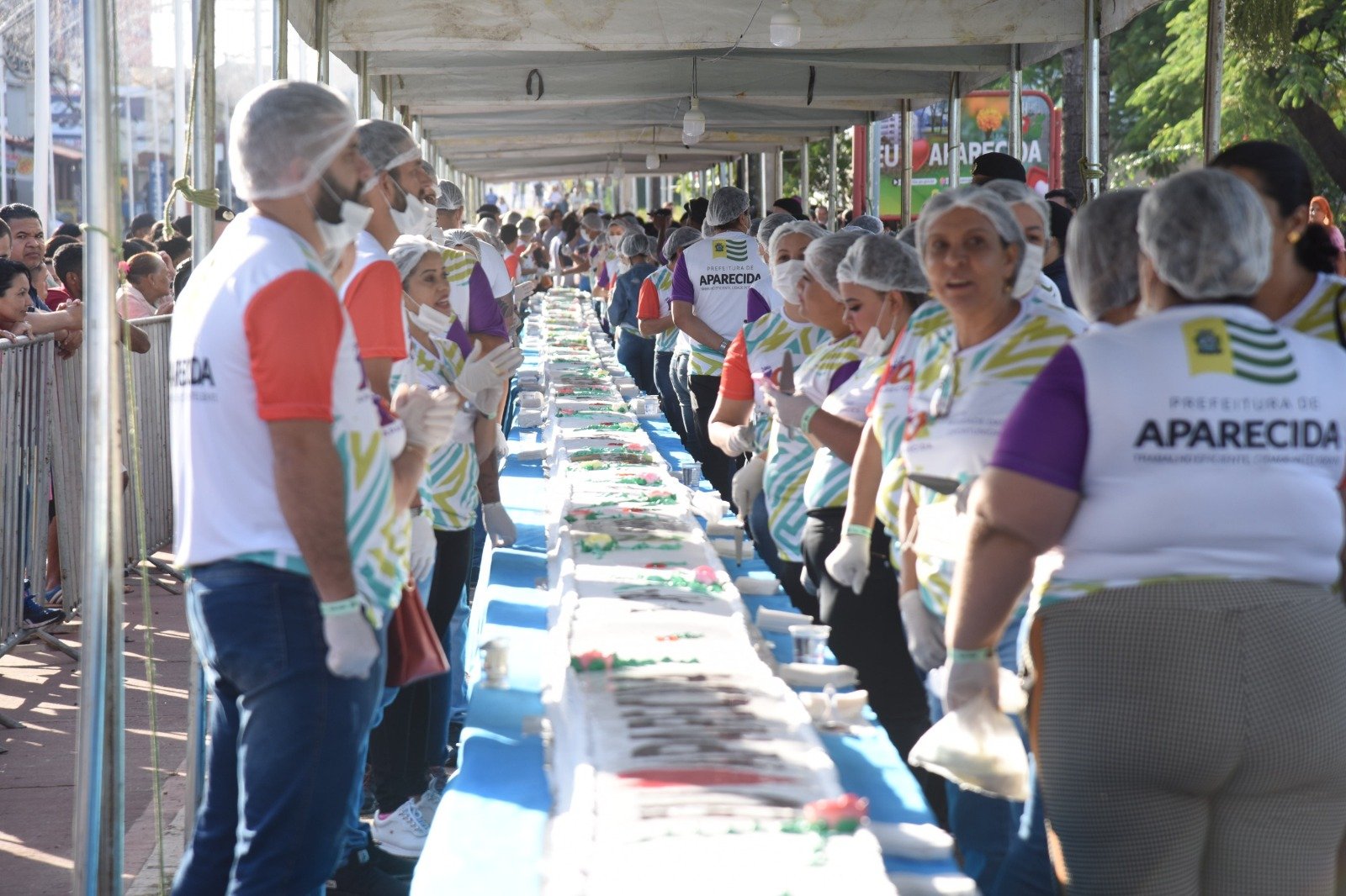 O aniversário de 102 anos de Aparecida de Goiânia será comemorado neste sábado (11) com o bolo temático e desfile cívico. Foto: Secom