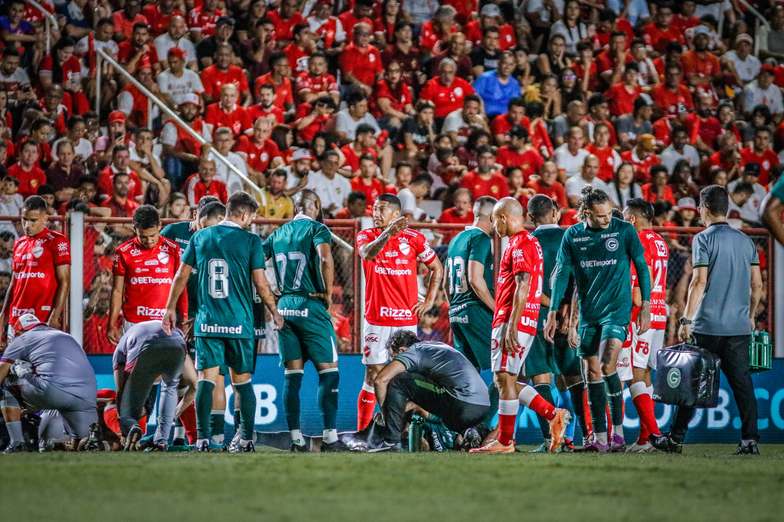 R$ 200 mil para os jogadores do Goiás venceram o clássico diante do Vila Nova