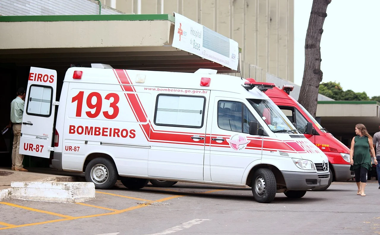 Criança morre afogada após trator cair em tanque de peixes em Quirinópolis