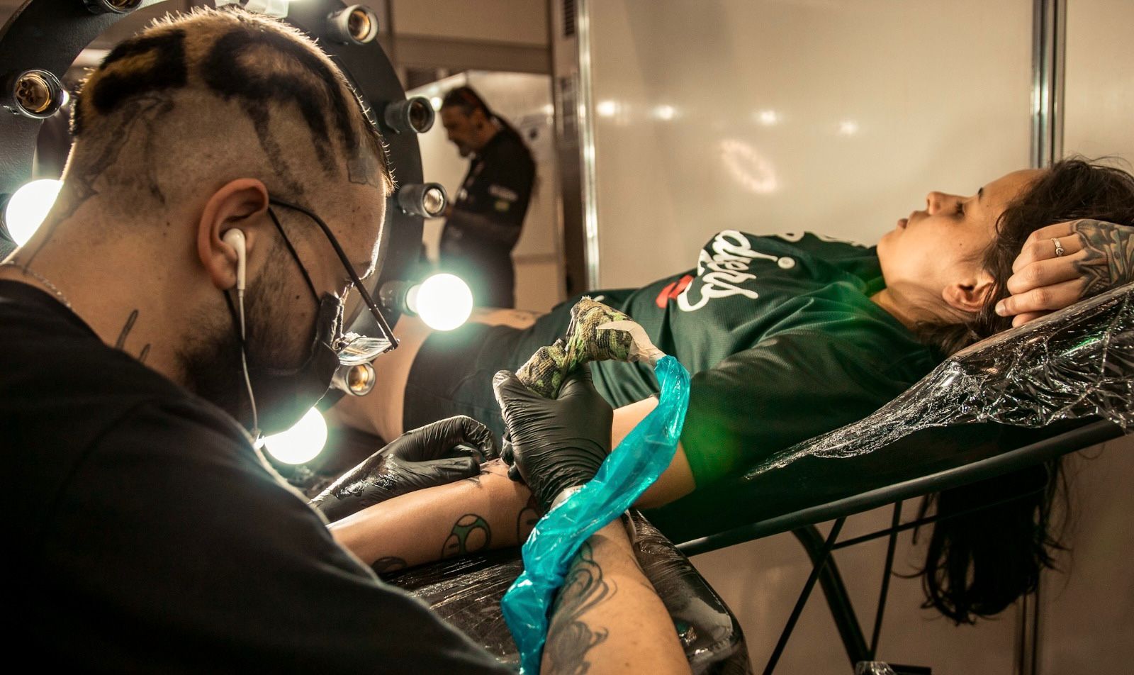 Multievento reúne em Goiânia artistas urbanos, feira solidária e convenção de tatuagem