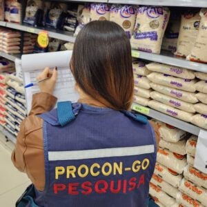 Pesquisa preço do arroz . Foto: Procon Goiás