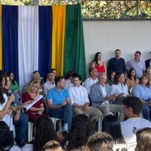 Ronaldo Caiado inaugura obras de colégio em Aparecida. Foto: Reprodução