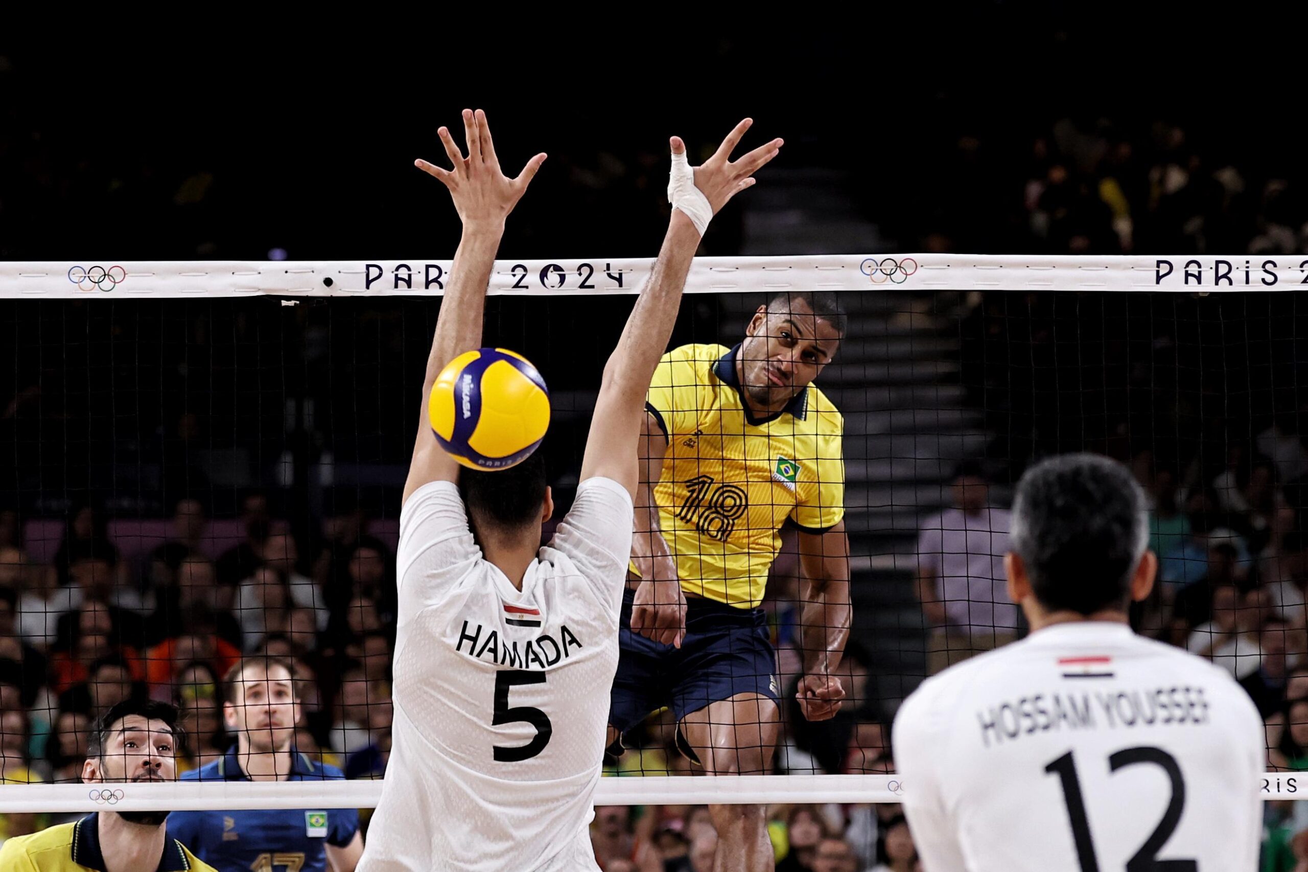 Jogos Olímpicos: Brasil vence Egito e se classifica para as quartas de final no vôlei masculino