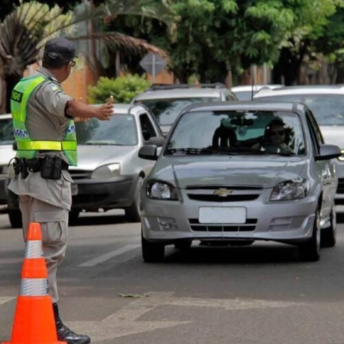 Blitz, fiscalização de carros. Foto: Reprodução