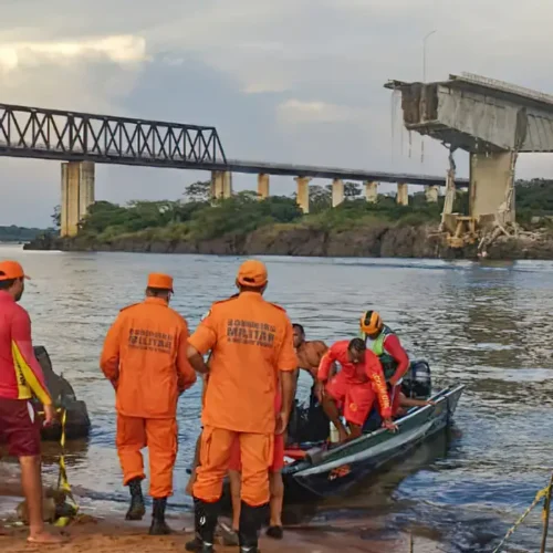 Desabamento da ponte no Rio Tocantins. Foto: Corpo de Bombeiros Militar do Tocantins